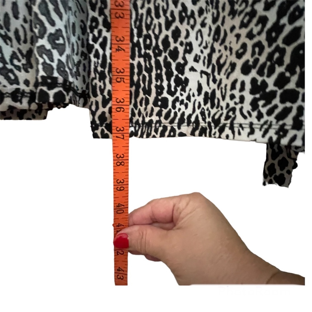 Rene Rofe Animal Print Robe - XL - Picture 4 of 5